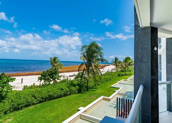 Gorgeous Ocean Front Casa Shell Apartment