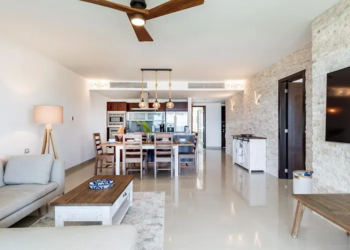 Gorgeous Ocean Front Casa Shell Playa del Carmen