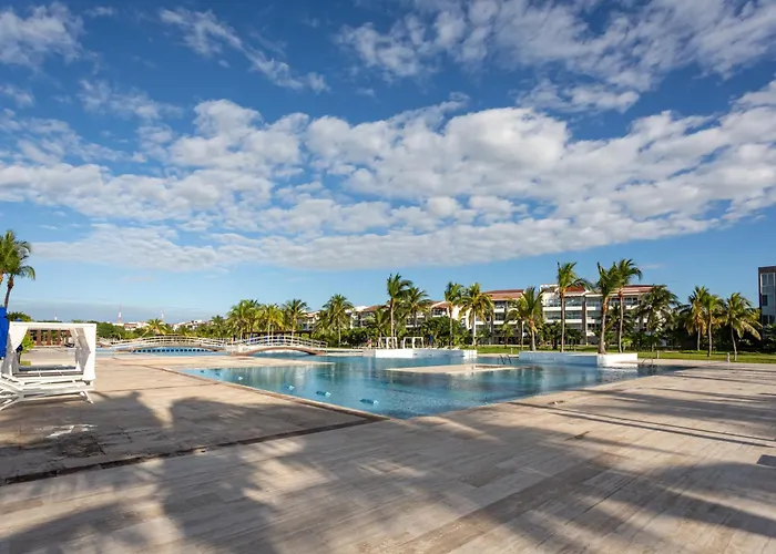 Gorgeous Ocean Front Casa Shell Playa del Carmen